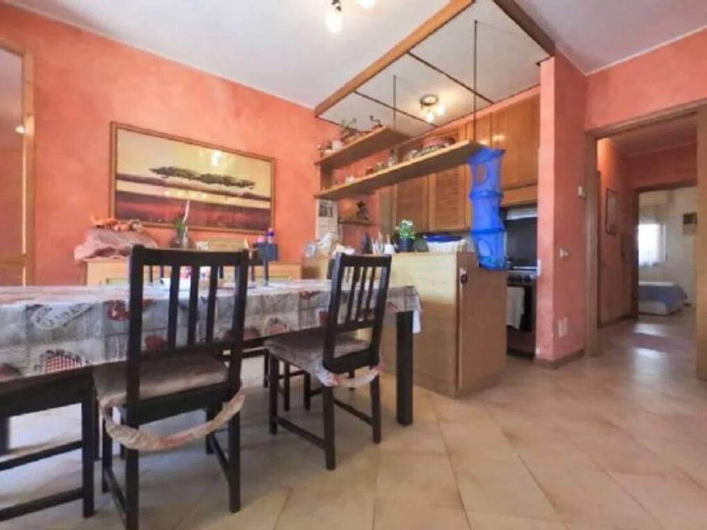 appartamento in vendita a Chiavari in zona Caperana