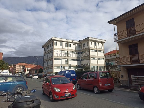 ufficio in vendita a Chiavari