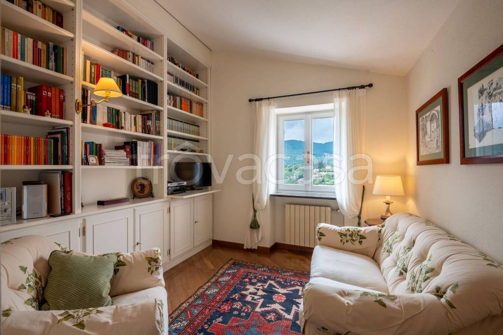 casa indipendente in vendita a Chiavari