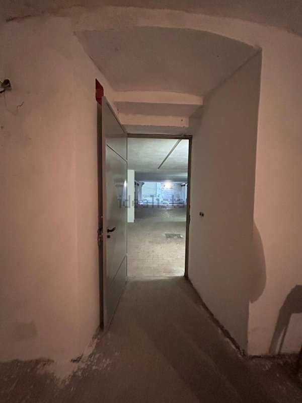 locale di sgombero in vendita a Chiavari