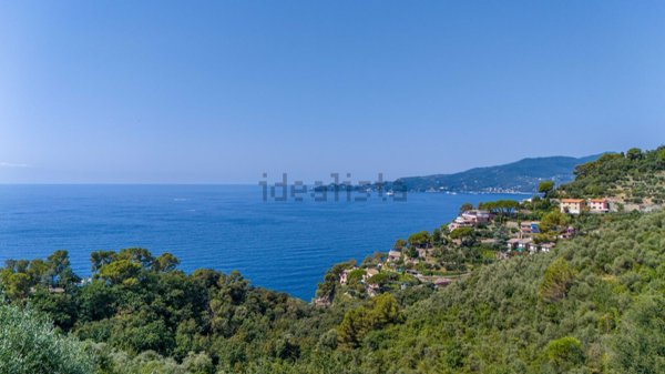 casa indipendente in vendita a Chiavari
