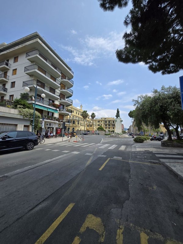 locale di sgombero in vendita a Chiavari