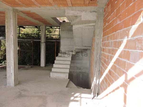 casa indipendente in vendita a Chiavari