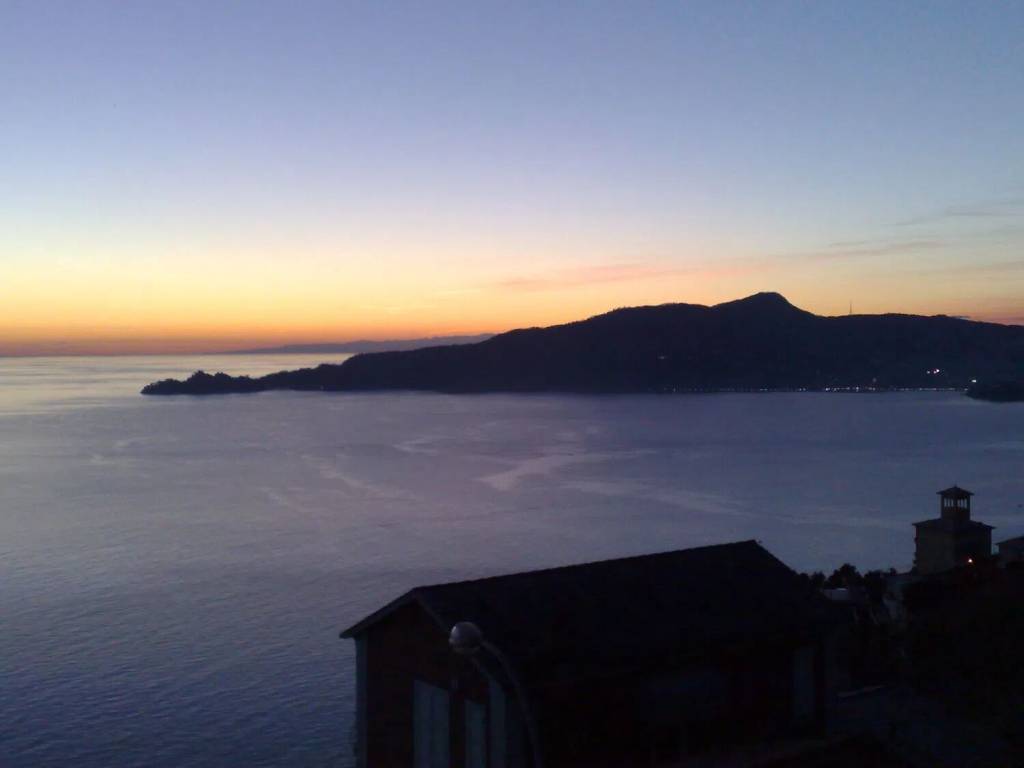 casa indipendente in vendita a Chiavari