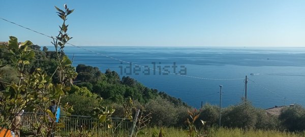 casa indipendente in vendita a Chiavari