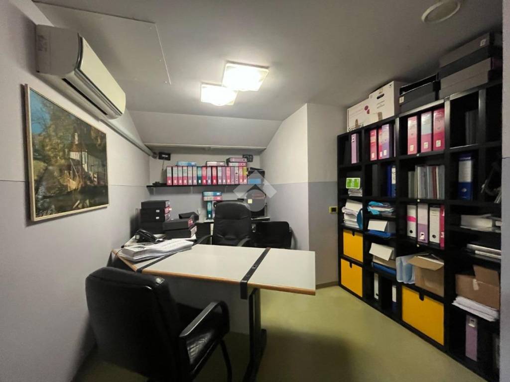 negozio in vendita a Chiavari