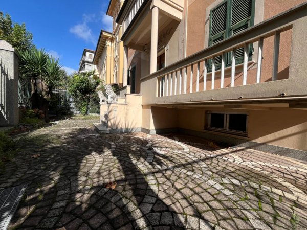 casa indipendente in vendita a Chiavari