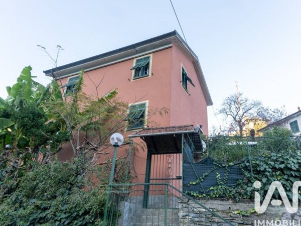 casa indipendente in vendita a Chiavari in zona Entella