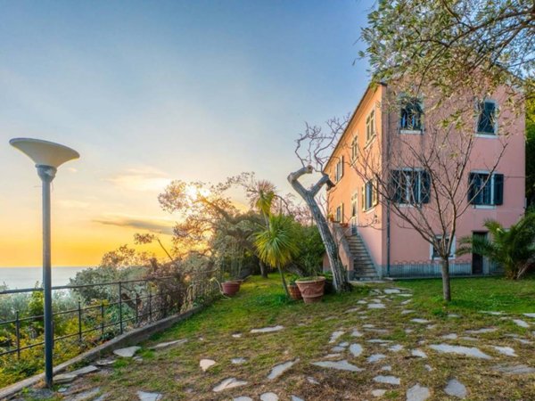 casa indipendente in vendita a Chiavari in zona Sant'Andrea di Rovereto