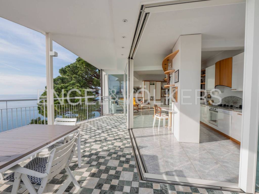 appartamento in vendita a Chiavari in zona Sant'Andrea di Rovereto