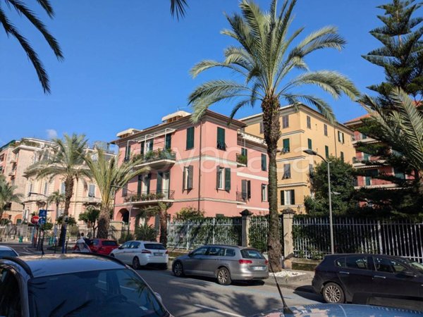 appartamento in vendita a Chiavari in zona Entella