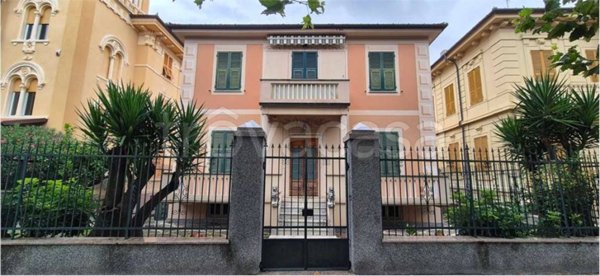 casa indipendente in vendita a Chiavari