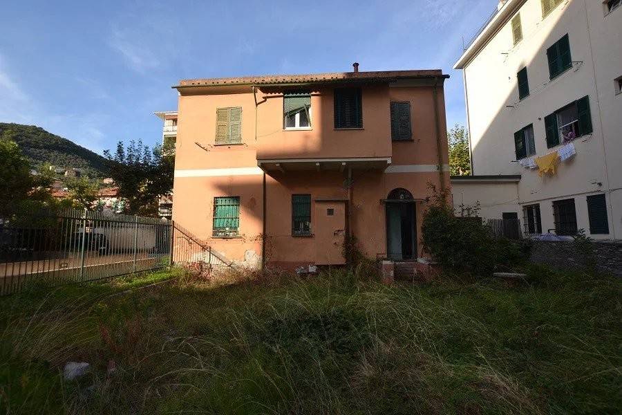 casa indipendente in vendita a Chiavari