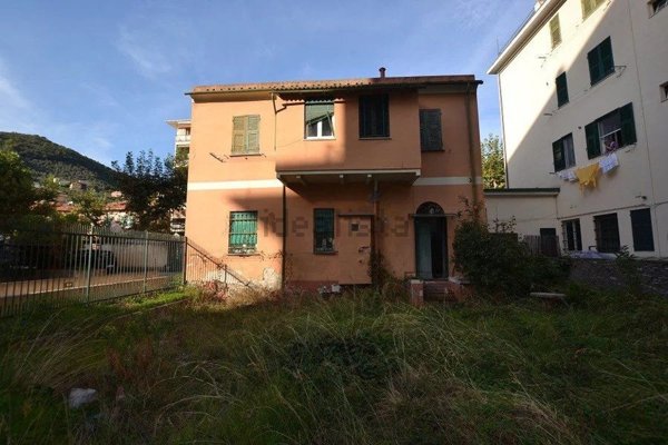 casa indipendente in vendita a Chiavari