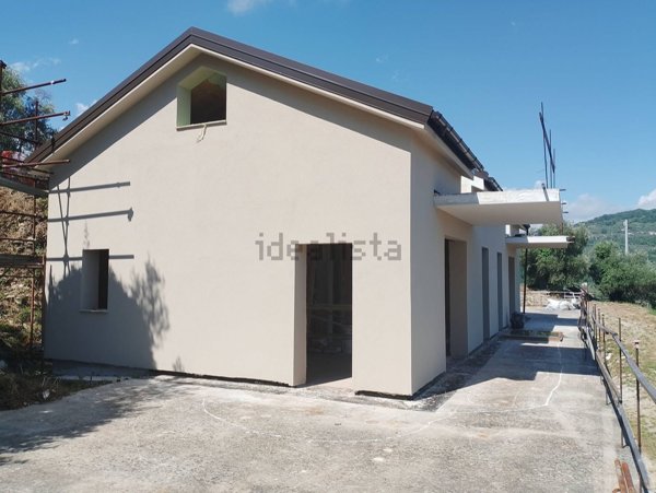 casa indipendente in vendita a Chiavari