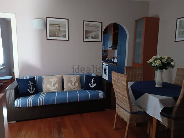 appartamento in vendita a Chiavari in zona Entella