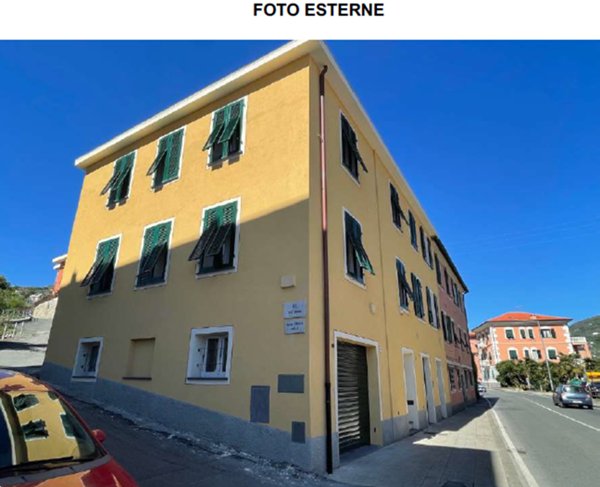 locale di sgombero in vendita a Chiavari