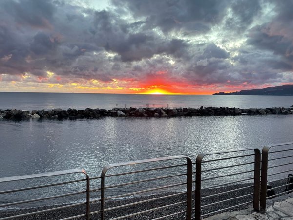 locale di sgombero in vendita a Chiavari