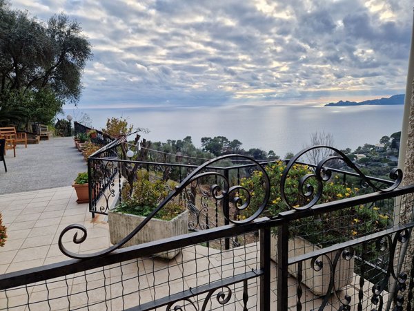 casa indipendente in vendita a Chiavari
