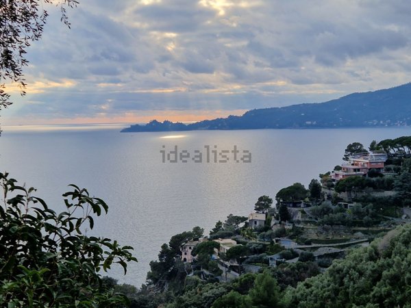 casa indipendente in vendita a Chiavari in zona Sant'Andrea di Rovereto