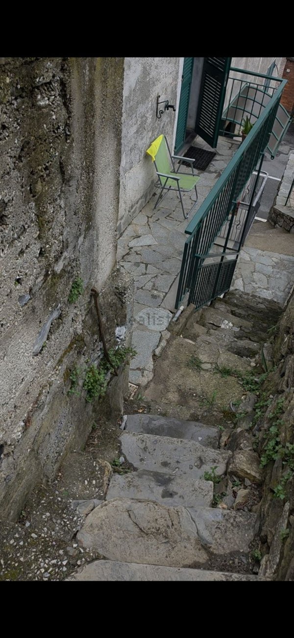 casa indipendente in vendita a Chiavari