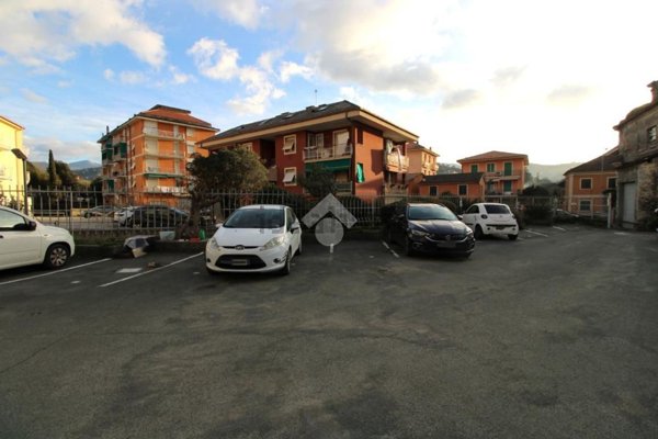 appartamento in vendita a Chiavari in zona Caperana