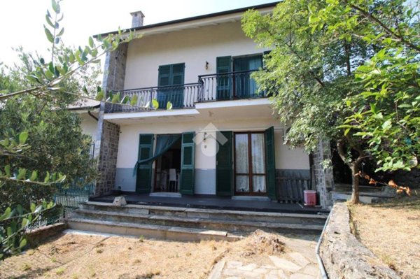 casa indipendente in vendita a Chiavari