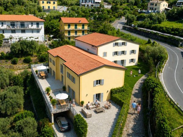 appartamento in vendita a Chiavari in zona Campodonico