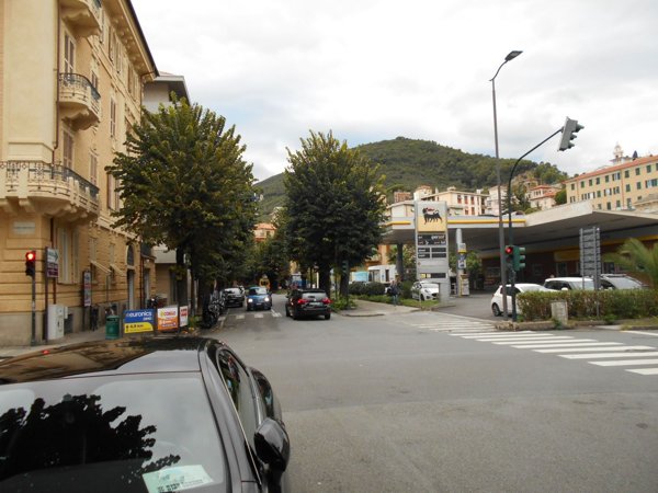 appartamento in vendita a Chiavari in zona Entella