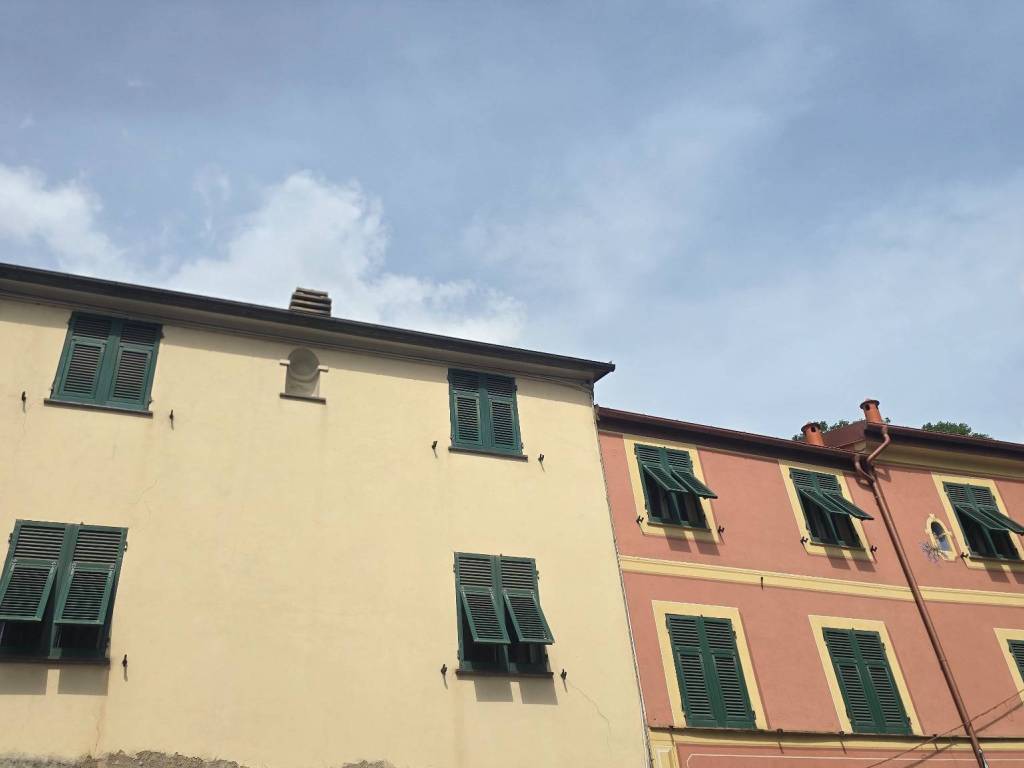 casa indipendente in vendita a Chiavari in zona Caperana