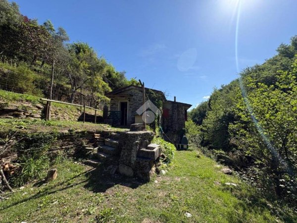 appartamento in vendita a Chiavari in zona Campodonico
