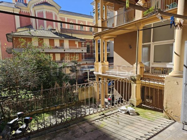 appartamento in vendita a Chiavari in zona Entella