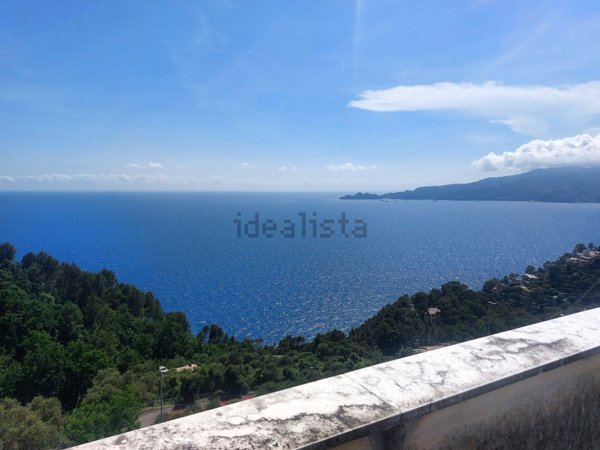 appartamento in vendita a Chiavari in zona Sant'Andrea di Rovereto