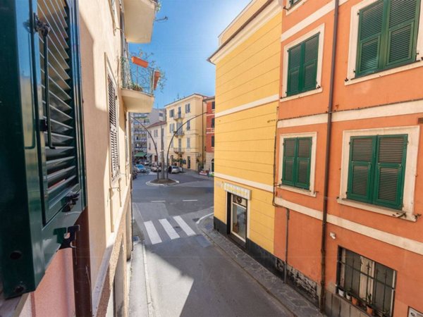 appartamento in vendita a Chiavari in zona Entella