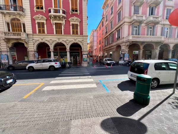 negozio in vendita a Chiavari in zona Entella