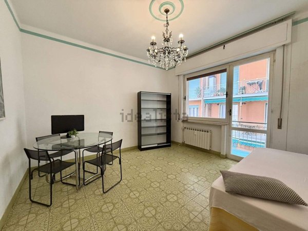 appartamento in vendita a Chiavari in zona Entella