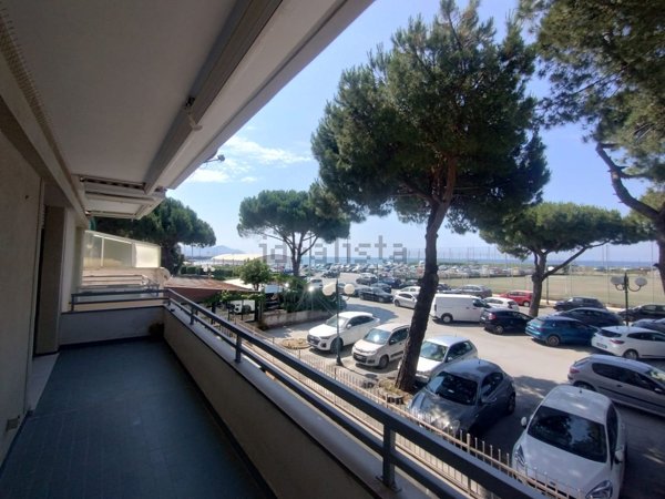 appartamento in vendita a Chiavari in zona Entella