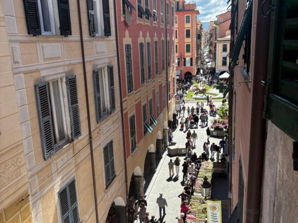 appartamento in vendita a Chiavari in zona Entella