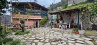 casa indipendente in vendita a Chiavari in zona Sanguineto
