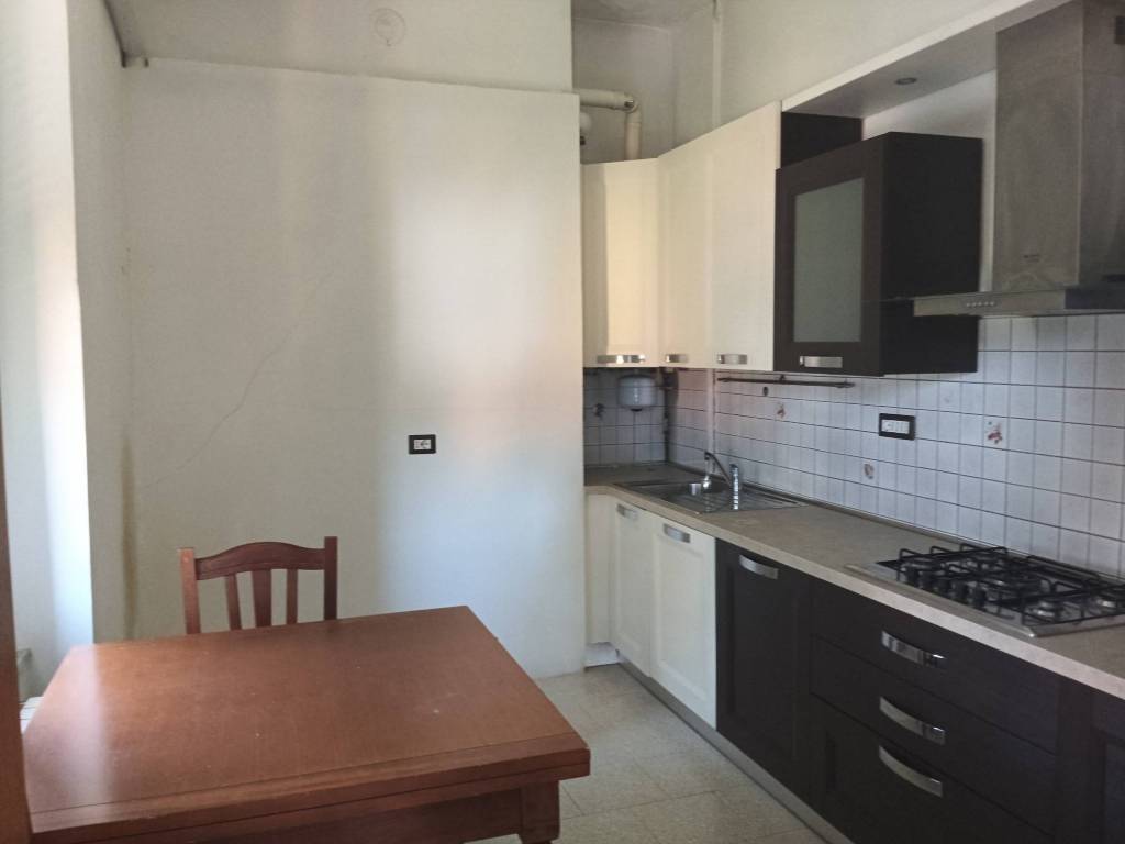 appartamento in vendita a Chiavari in zona Entella