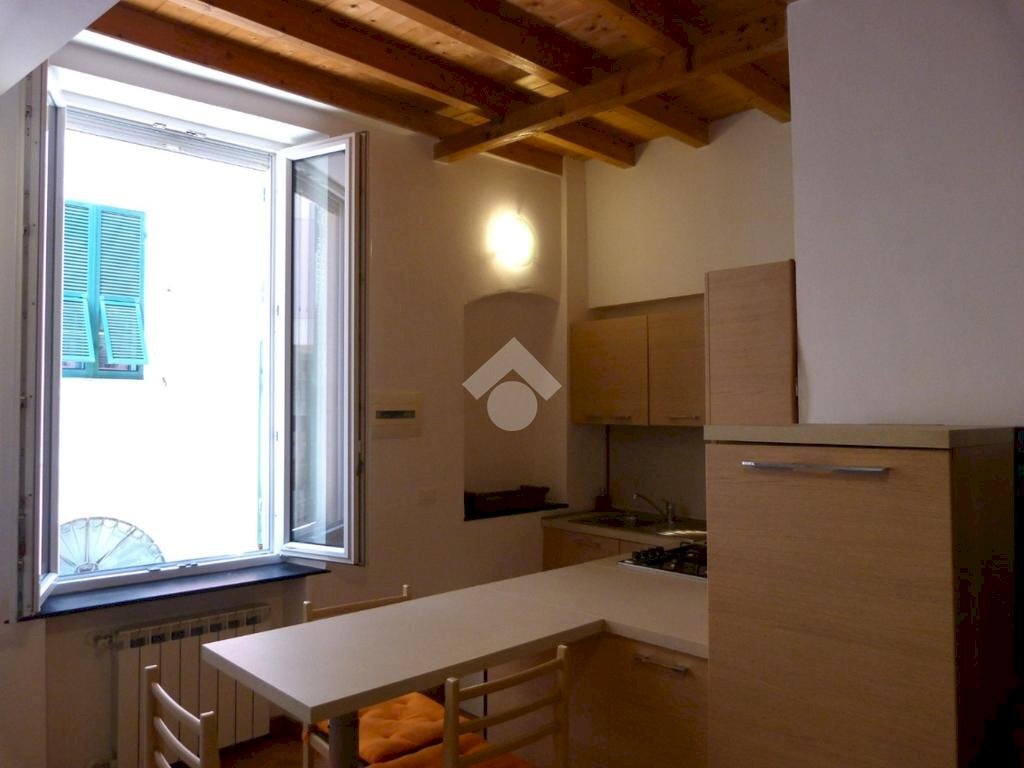appartamento in vendita a Chiavari in zona Entella