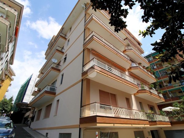 appartamento in vendita a Chiavari in zona Entella