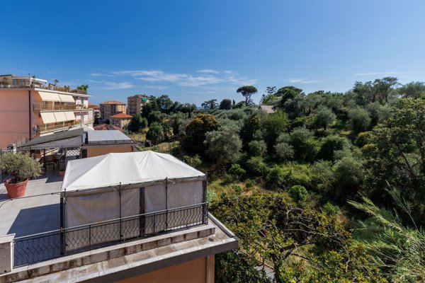 appartamento in vendita a Chiavari in zona Entella