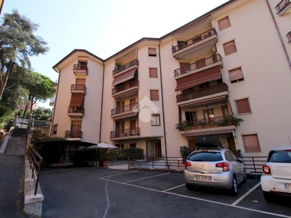 appartamento in vendita a Chiavari in zona Entella