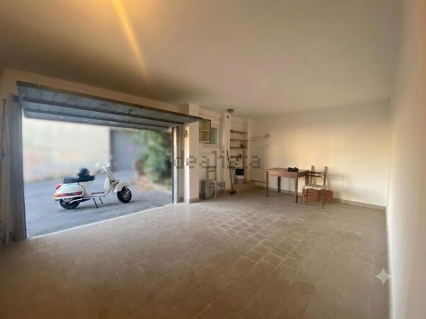 locale di sgombero in vendita a Chiavari