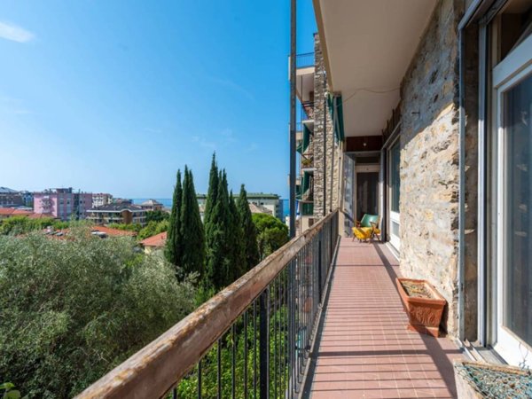 appartamento in vendita a Chiavari in zona Entella