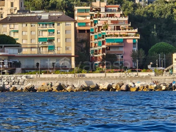 appartamento in vendita a Chiavari in zona Entella