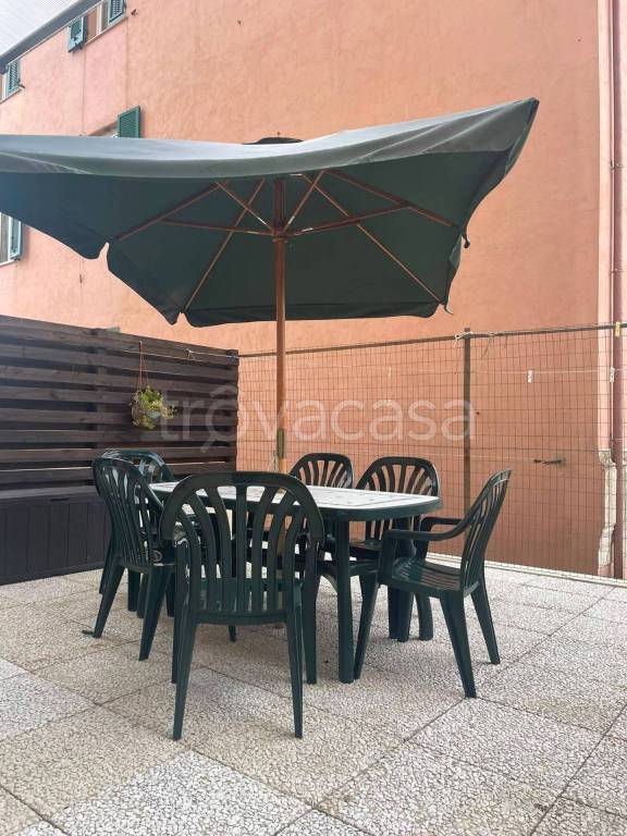 appartamento in vendita a Chiavari in zona Entella