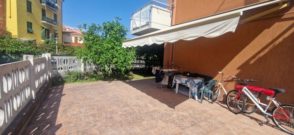 appartamento in vendita a Chiavari in zona Entella