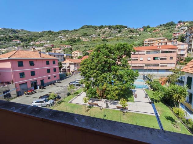 appartamento in vendita a Chiavari in zona Caperana